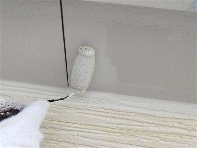 軒裏の塗り替え